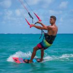 Kitesurf ceara: guia de bem-estar, vento e mar para uma viagem ativa e consciente